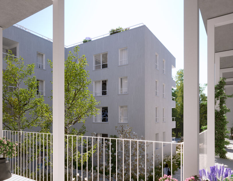 Visualisierung eines Innenhofs einer neuen Wohnhausanlage, Blick von einer Pawlatschen aus. Weiße Wände, begrünter Hof.